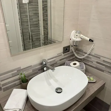 Toledo Relax ゲストハウス 4*